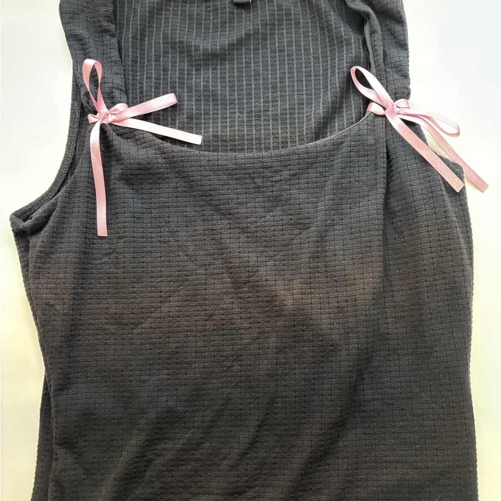 Gray Sleeveless Top with Pink Ribbon Accents